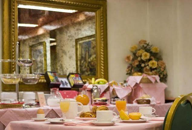 Hotel Lo Zodiaco アーバノ・テルメ エクステリア 写真